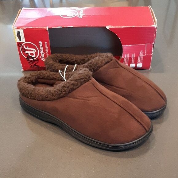 Dearfoam Mens Brown Slippers - Picture 1 of 8